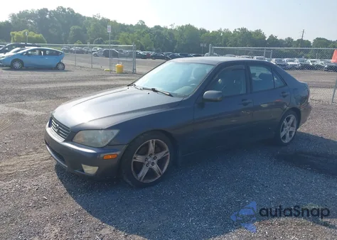 2001 Lexus Is 300 z USA, uszkodzony, nr VIN JTHBD182X10032527